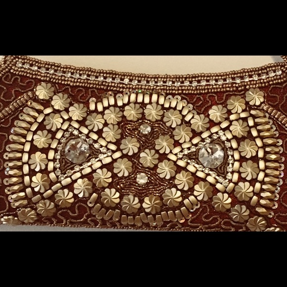 HP Gorgeous Red & Gold Indian Beaded Clutch - Picture 5 of 6
